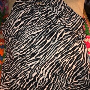 Michael Kors Zebra Print Women's Skirt Gold Neckline Size Medium M Tank Top